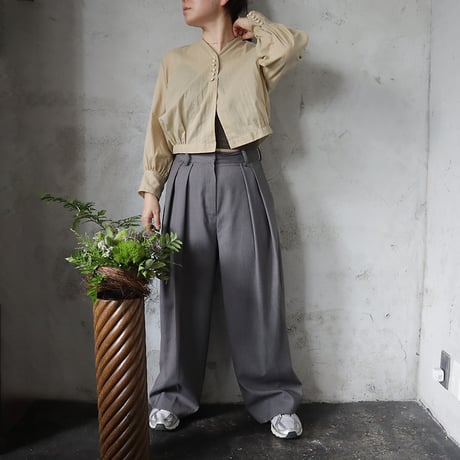 R&D.M.Co- peasant sleeve blouse (beige)