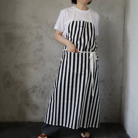 R&D.M.Co- deck-chair stripe apron(black)