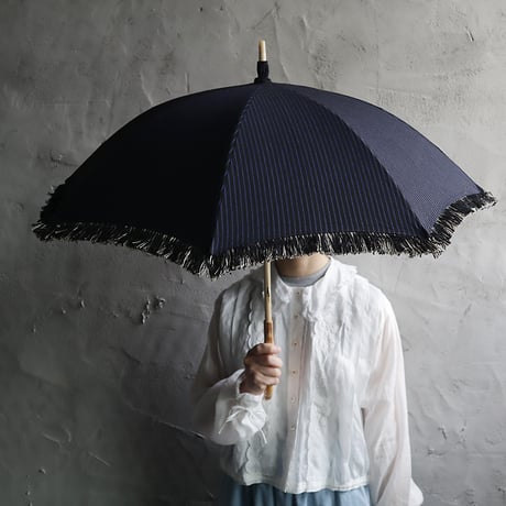 Tabrik fringe parasol (black x blue stripe mix