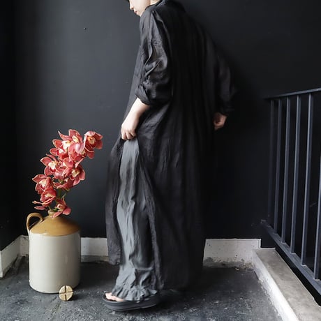 TOWAVASE Manon sharts dress (black)