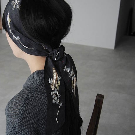 TOWAVASE Peintre shawl (gray)