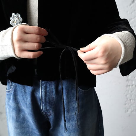 TOWAVASE La zabu jacket (black)