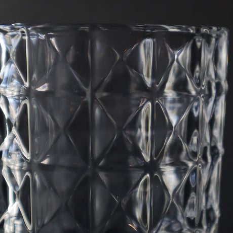 cutting glass flower vase (square)