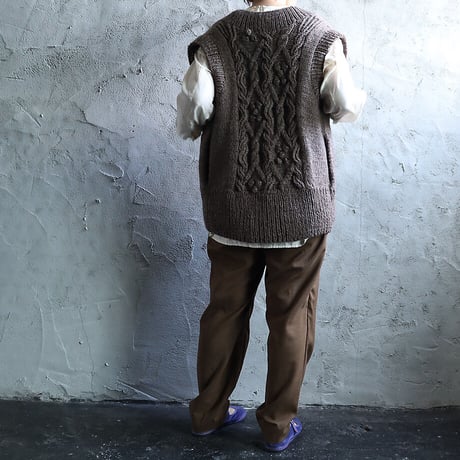 chiihao x nii-B  loose vest (brown)