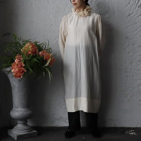 TOWAVASE Collier dress (ivory)