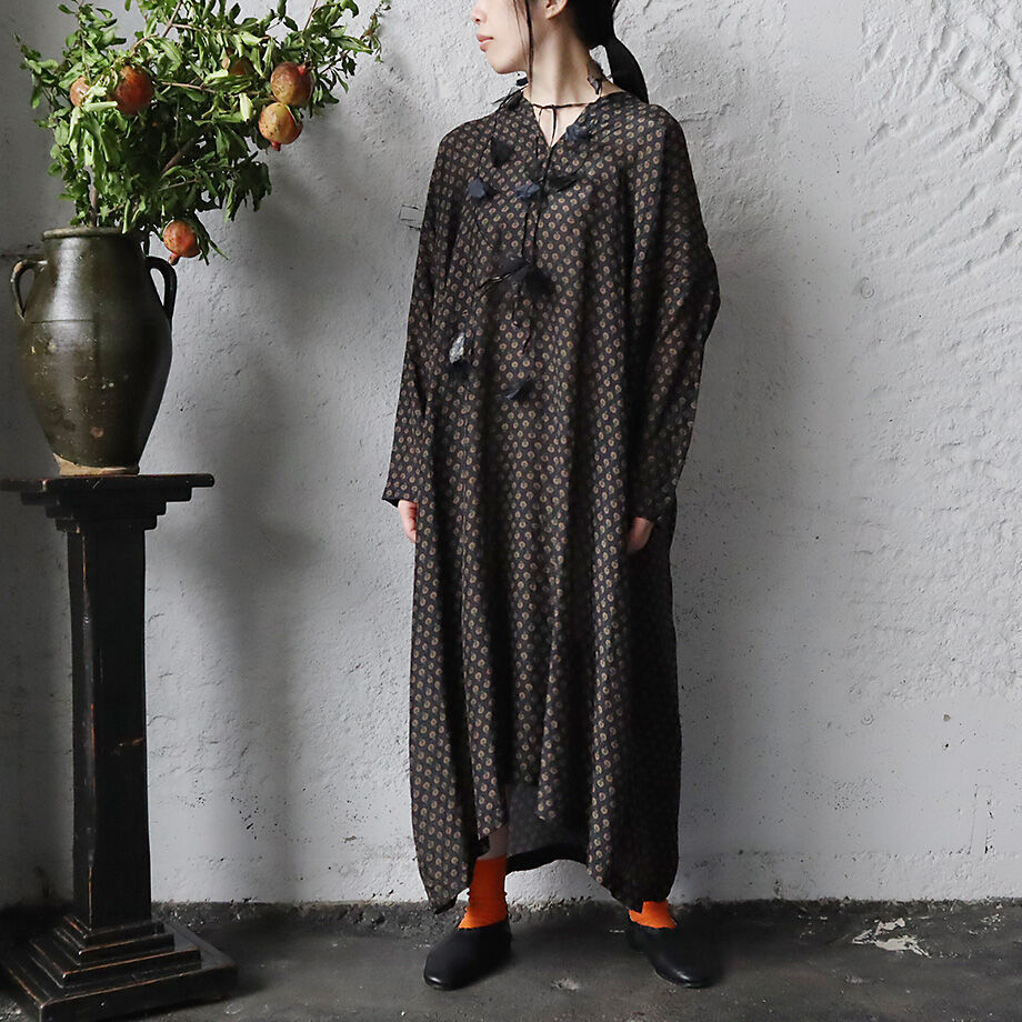 towavase sarasa silkrobe Leo ベージュ
