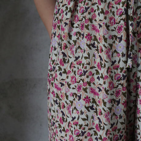 Le pivot flower print  rough pants (pink mix)
