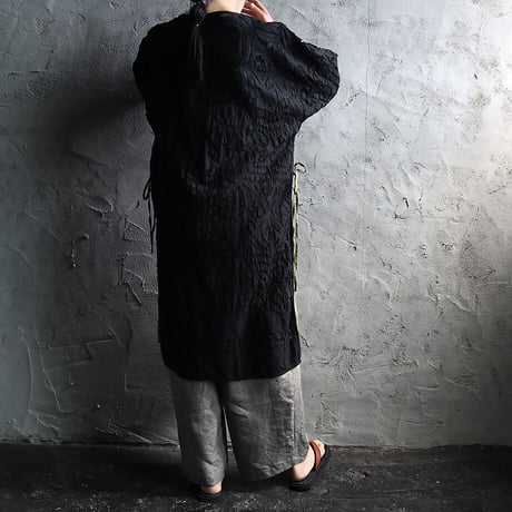 saruche hand cutwork long jacket (black)