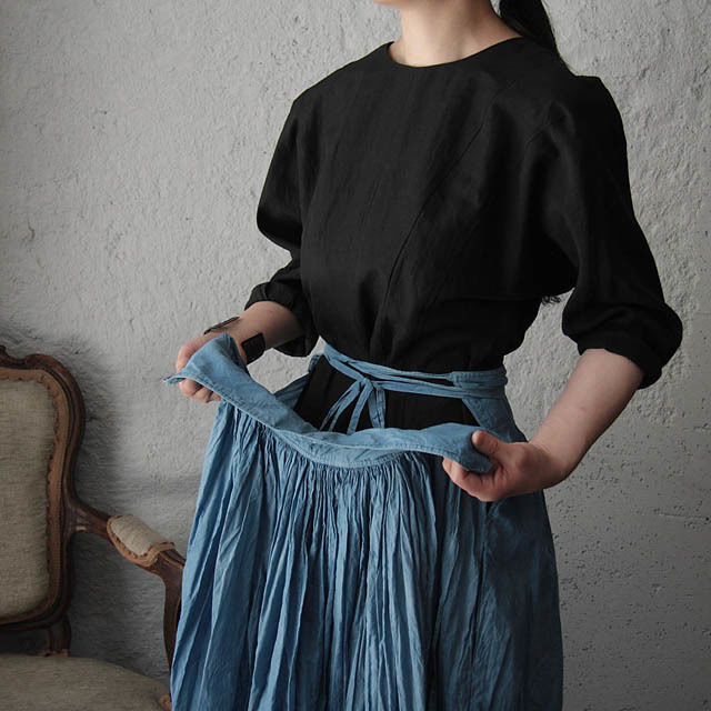 Tabrik gathered skirt (doro-zome) | nii-B | WEB