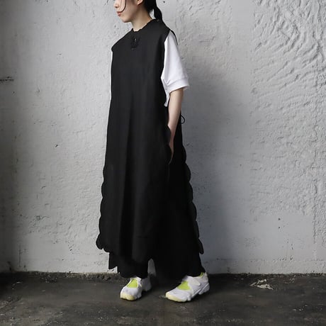 TOWAVASE Bon Voyage dress (black)
