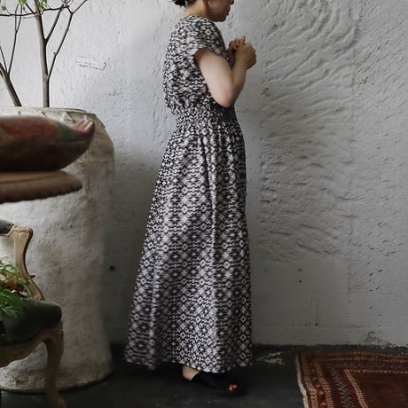 NOTA sicily dress sleeveless (tile print)