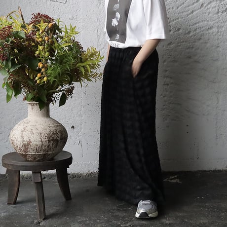 .less  jacquard skirt (black)