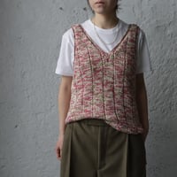 Tabrik knit vest (pinkmix)