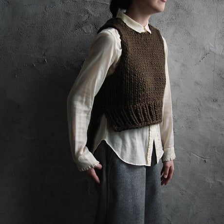 chiihao x nii-B peru vest khaki