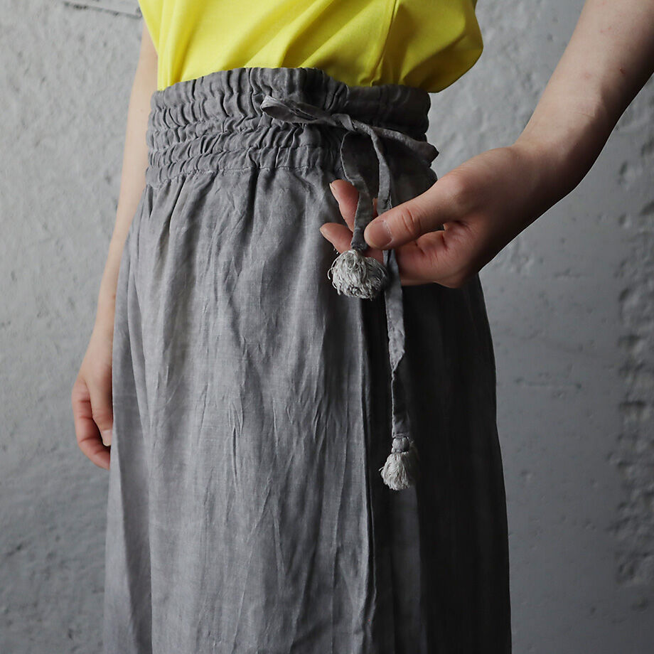 Tabrik カシミヤパンツ Tabrik gather pants (sumi-zome) | nii-B | WEBSHOP