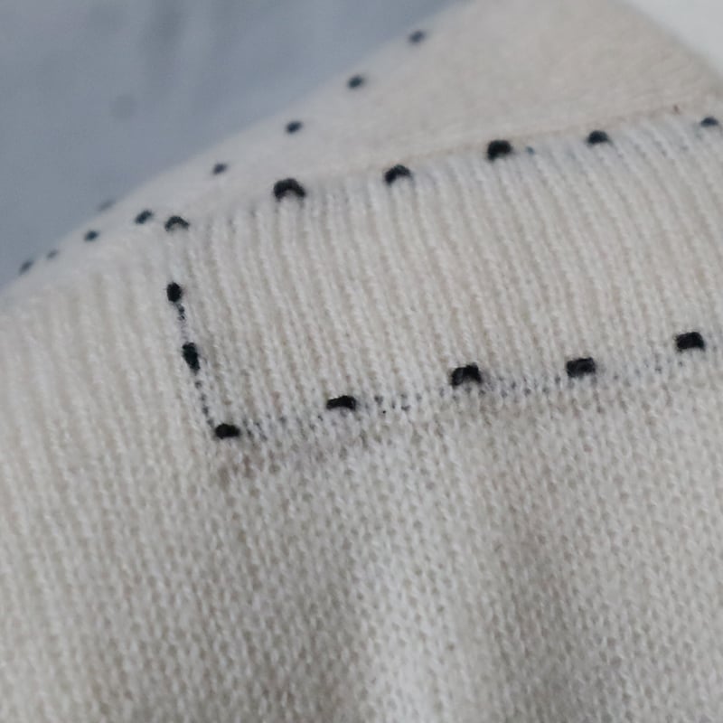 TOWAVASE Basque pullover (ivory x black) | nii-