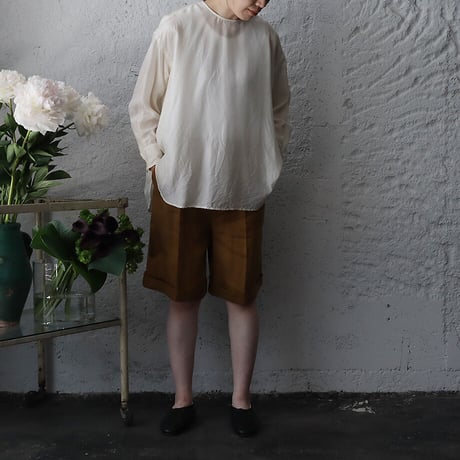 R&D.M.Co- silk pullover (off white)