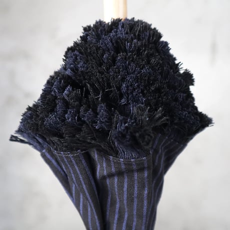 Tabrik fringe parasol (black x blue stripe)
