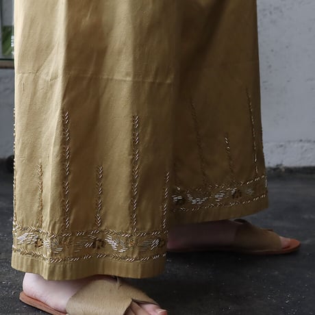 TOWAVASE Elsa silk pants (beige)