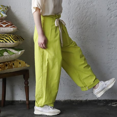.less wrap pants (neon yellow)