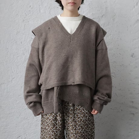 RYU KAGA damaged knit vest (charcoal)