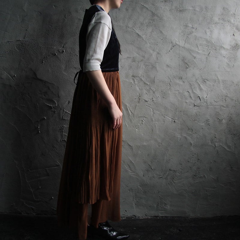 Tabrik no sleeve dress (navy x brown) | nii-B Tabrik no sleeve dress (navy x brown) | nii-B