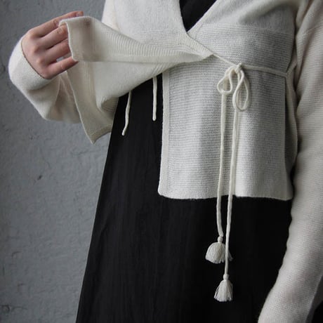 TOWAVASE Pétit dejeuner pullover cardigan (ivory)