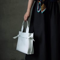 chiihao  square bag white