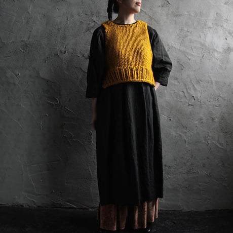 chiihao x nii-B peru vest mustard