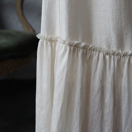 Le pivot tiered petticoat