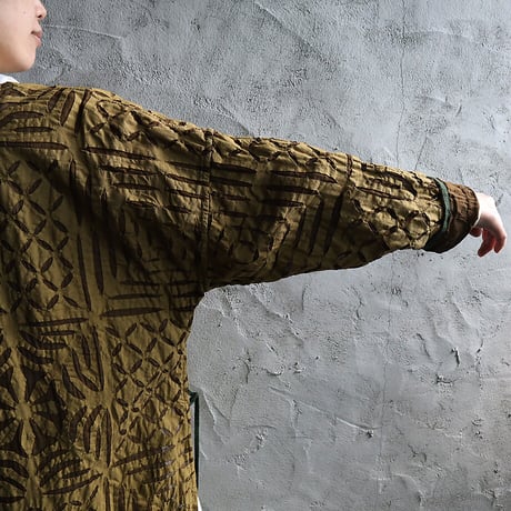 saruche hand cutwork long jacket (dark chai)