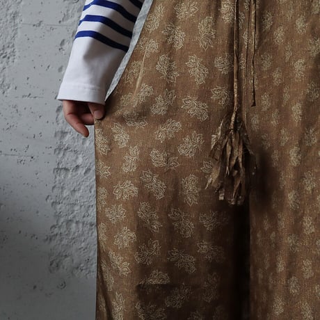 TOWAVASE sarasa silk pants (camel)
