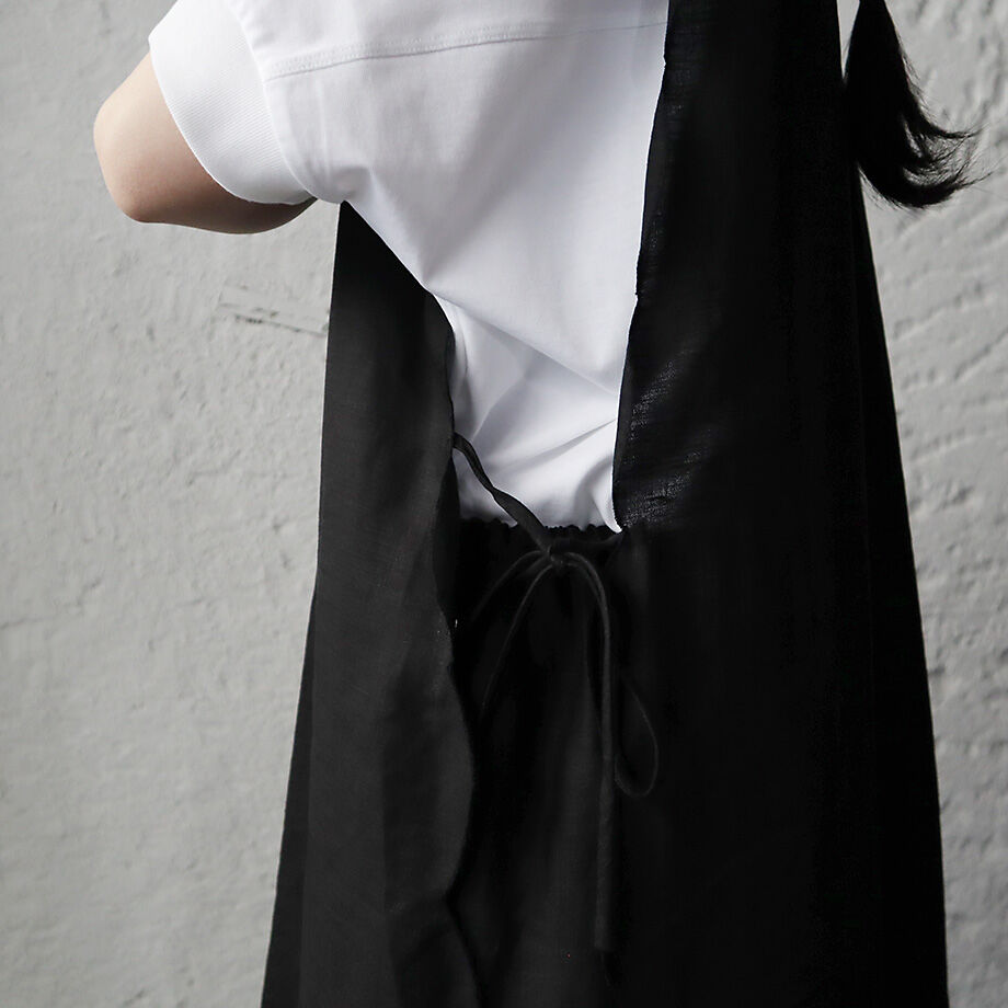 TOWAVASE Bon Voyage dress (black) | nii-B | WEB