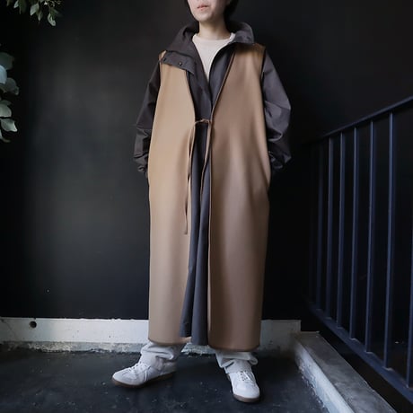 2B wool long gilet (beige)