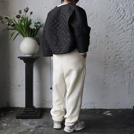 TOWAVASE silk quilt jacket (black)