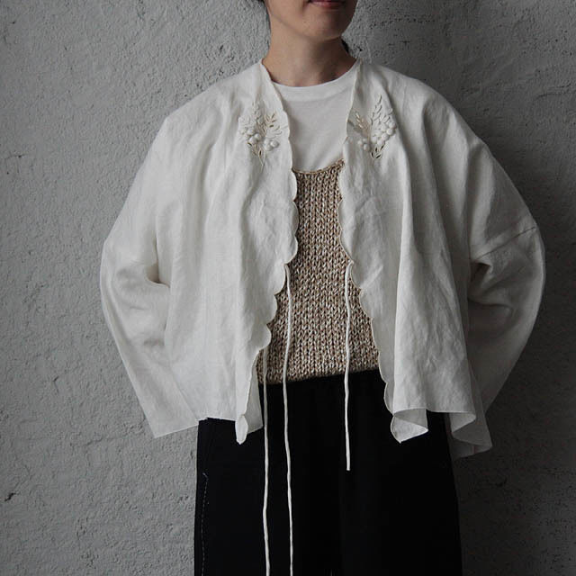 TOWAVASE Bon Voyage blouse (white) | nii-B | WE