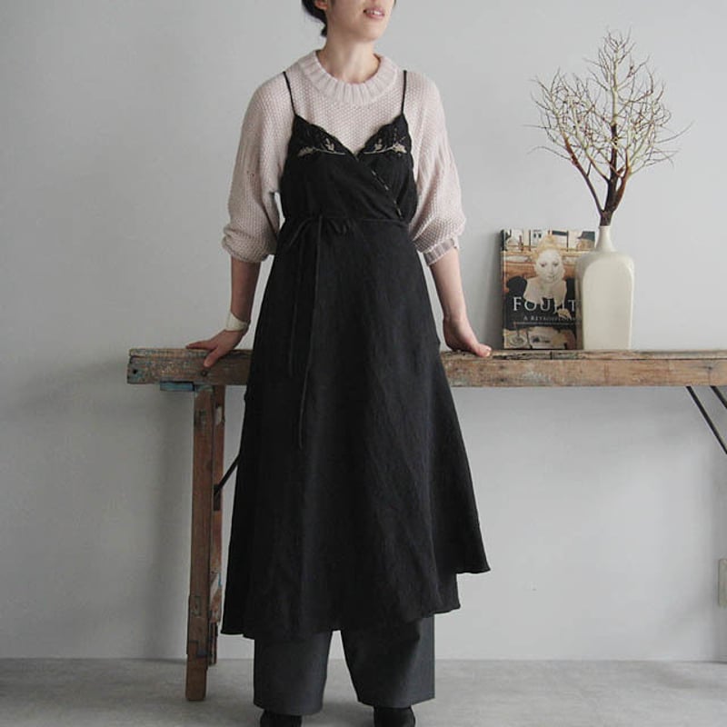 TOWAVASE Bon Voyage dress (black) | nii-B | WEB TOWAVASE Bon Voyage dress (black) | nii-B | WEB