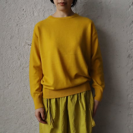 Le pivot pure wool crew neck sweater (yellow)