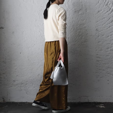 chiihao conveni bag (SS) with tassel gold/silver