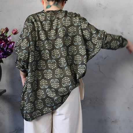 TOWAVASE sarasa silk blouse charlotte (khaki)