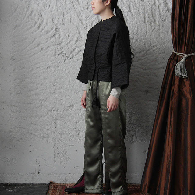 TOWAVASE silk quilt jacket (black) | nii-B | WE TOWAVASE silk quilt jacket (black) | nii-B | WE