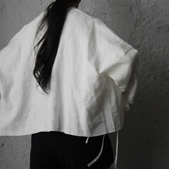 TOWAVASE Bon Voyage blouse (white) | nii-B | WE TOWAVASE Bon Voyage blouse (white) | nii-B | WE
