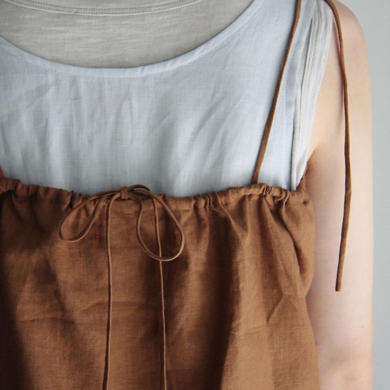 TOWAVASE Bon Voyage camisole (camel) | nii-B | TOWAVASE Bon Voyage camisole (camel) | nii-B |