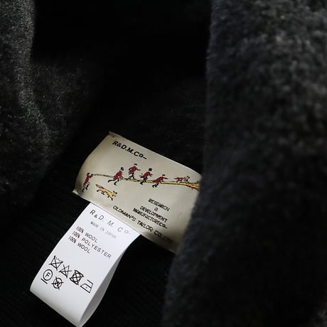 R&D.M.Co-  hoodie muffler (black)
