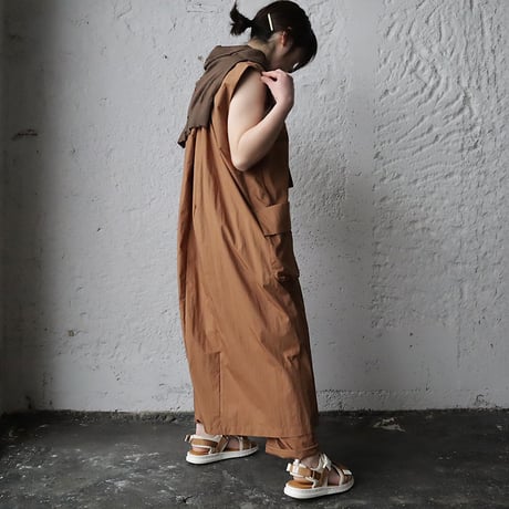 2B long gilet (brown)