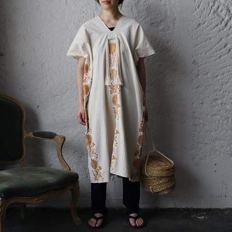 pips hand embroidered dress