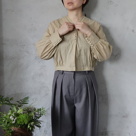 R&D.M.Co- peasant sleeve blouse (beige)