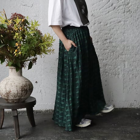 .less  jacquard skirt (green)