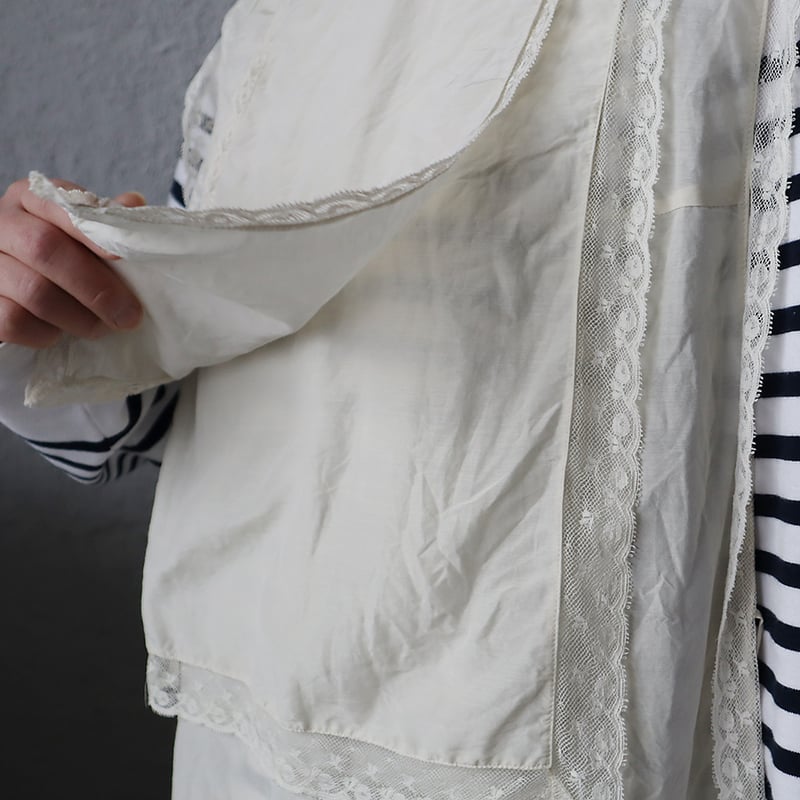 TOWAVASE Leavers tablier (ivory) | nii-B | WEBSHOP