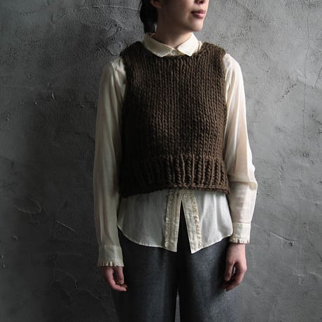 chiihao x nii-B peru vest khaki